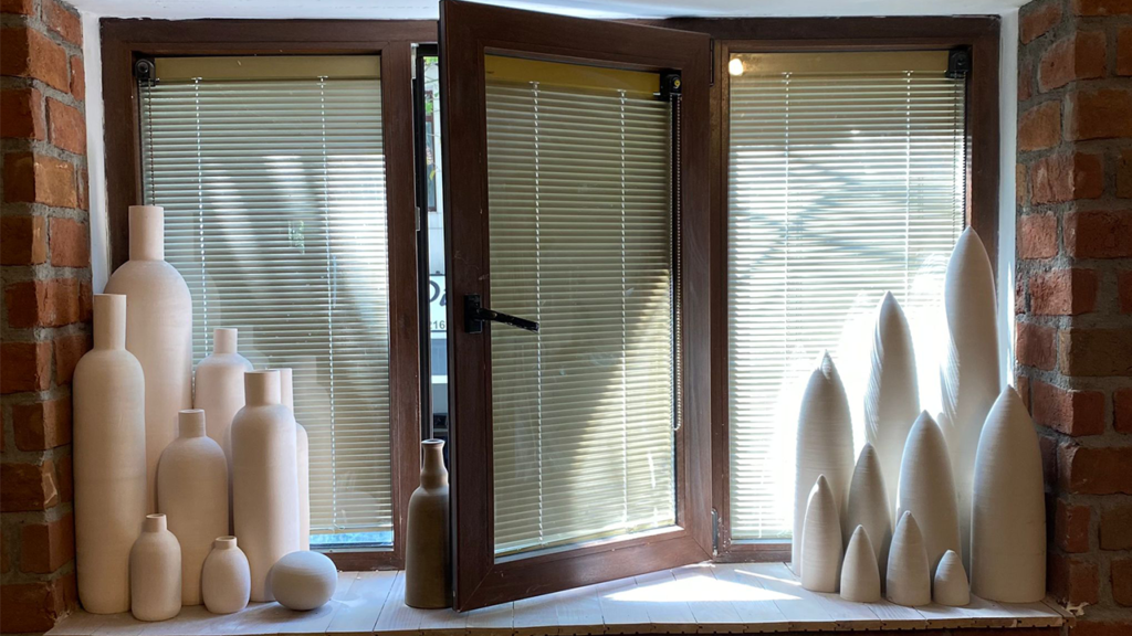 Magnetic System Integrated Blinds